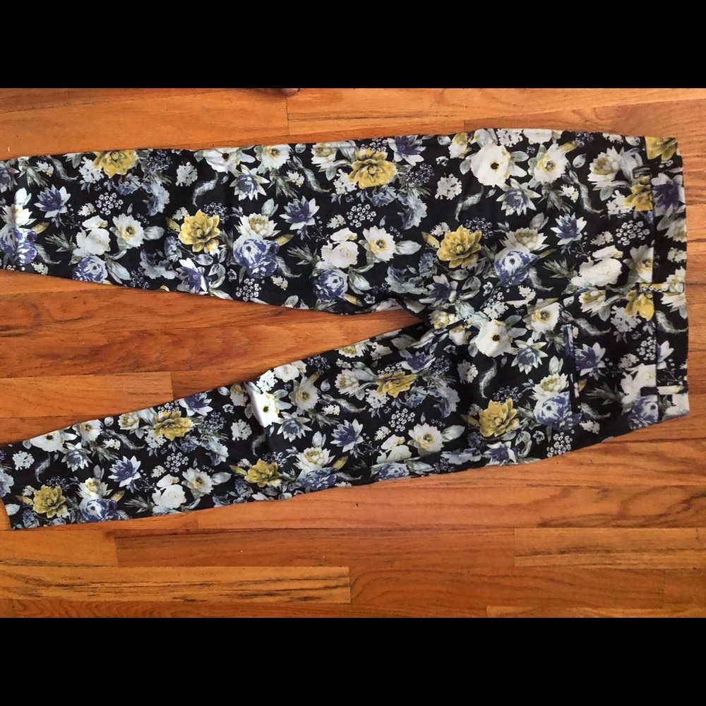 H&M Ankle pants